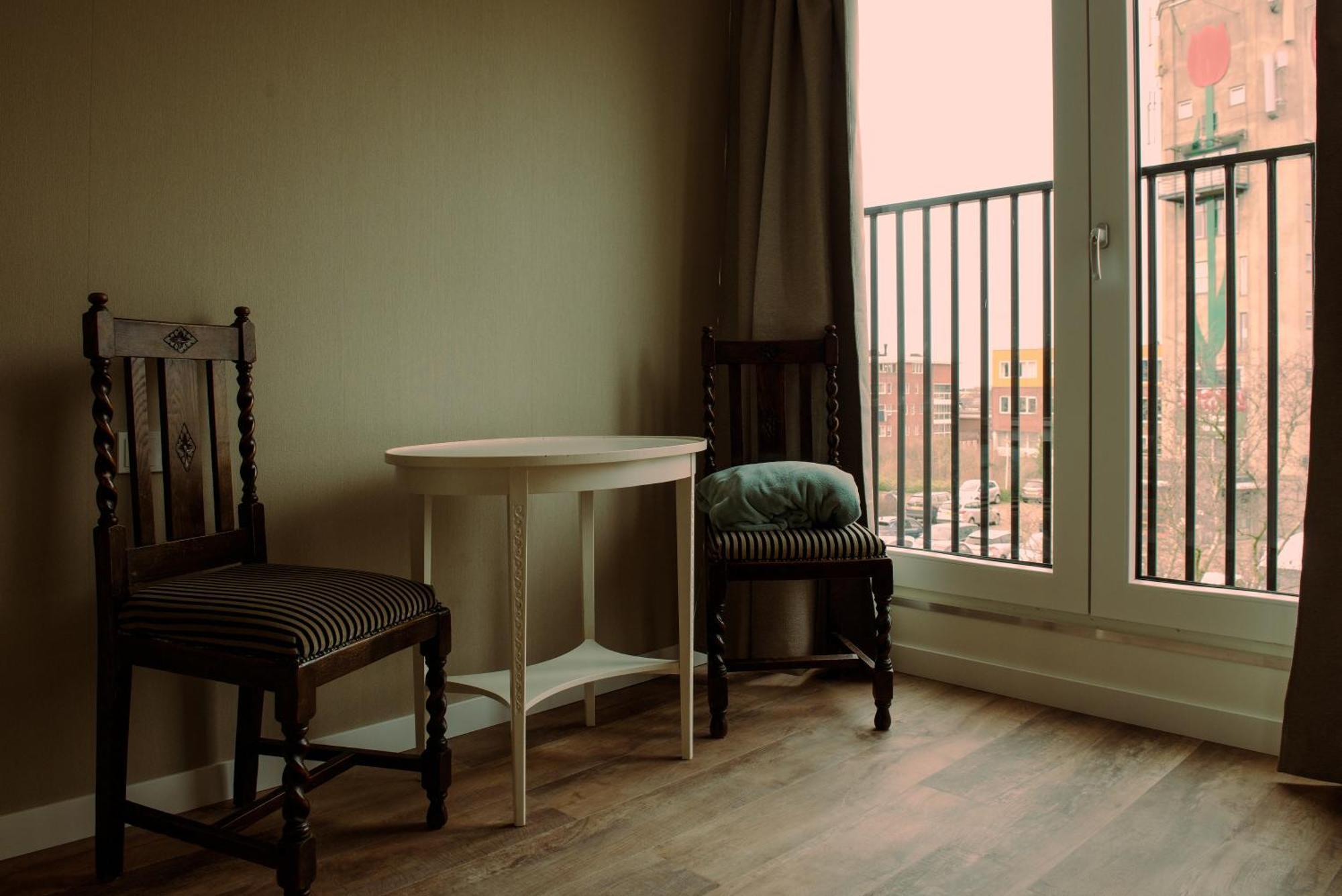 Eetcafe Punt Bed & Breakfast Roelofarendsveen Bagian luar foto